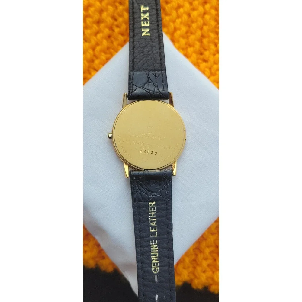 Vintage Universal Geneve Quartz Slim Unisex Watch Ref 533.240 Gold Plated RARE
